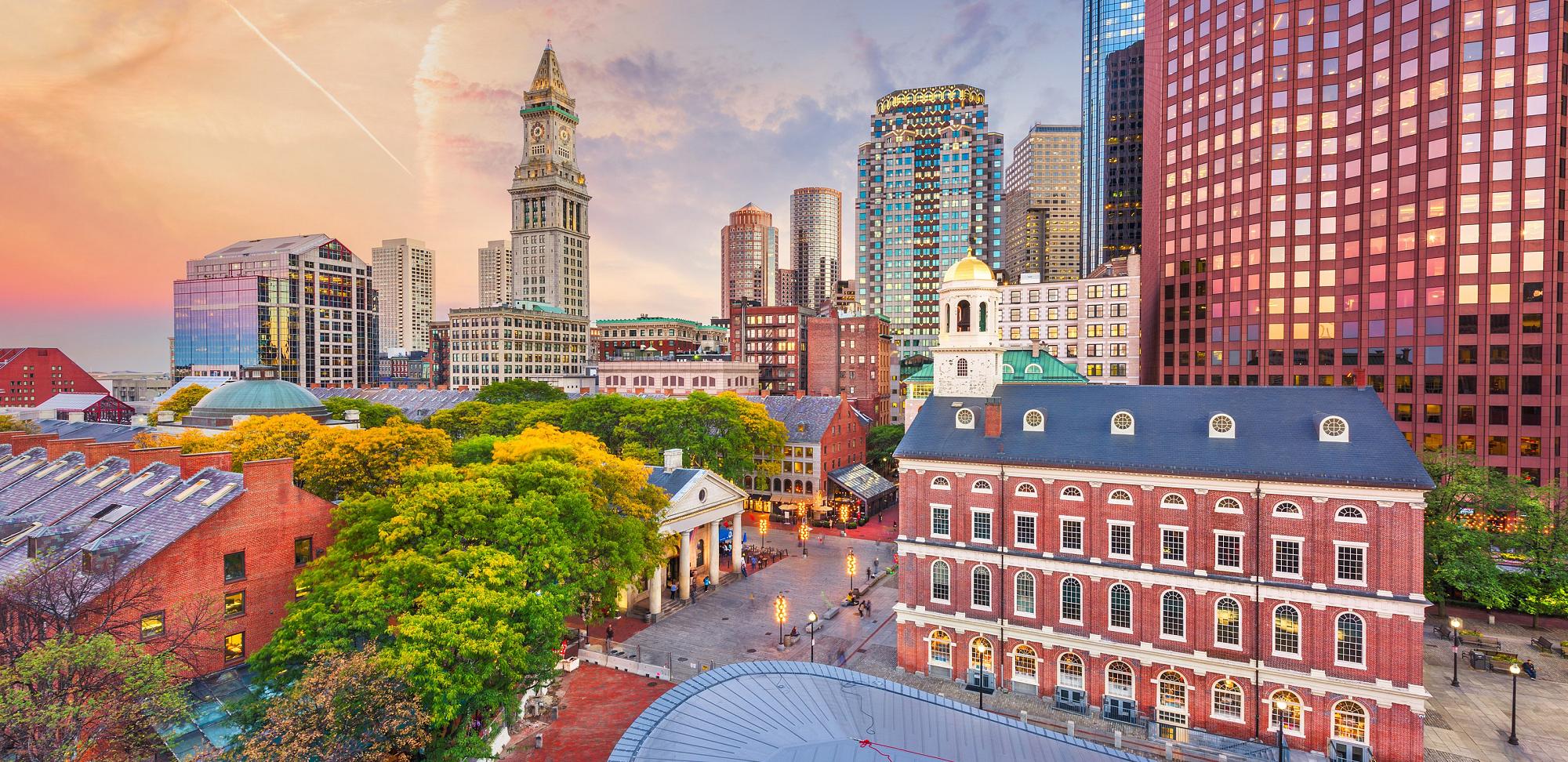 Clareo Plastic Surgery is located in Boston.